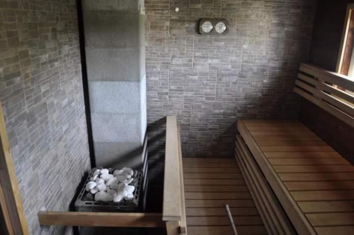 B&B Villa Helmi Ala-Temmes ภายนอก รูปภาพ