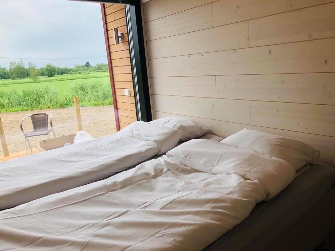 B&B Villa Helmi Ala-Temmes ภายนอก รูปภาพ